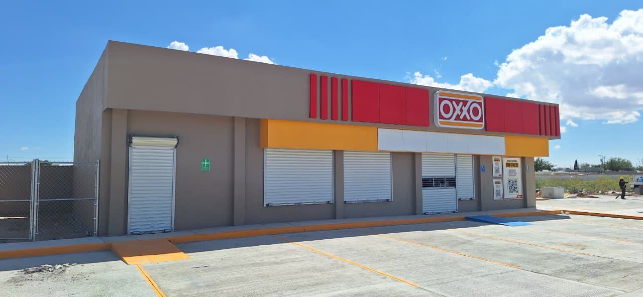 Vista de tres cuartos de local llave en mano